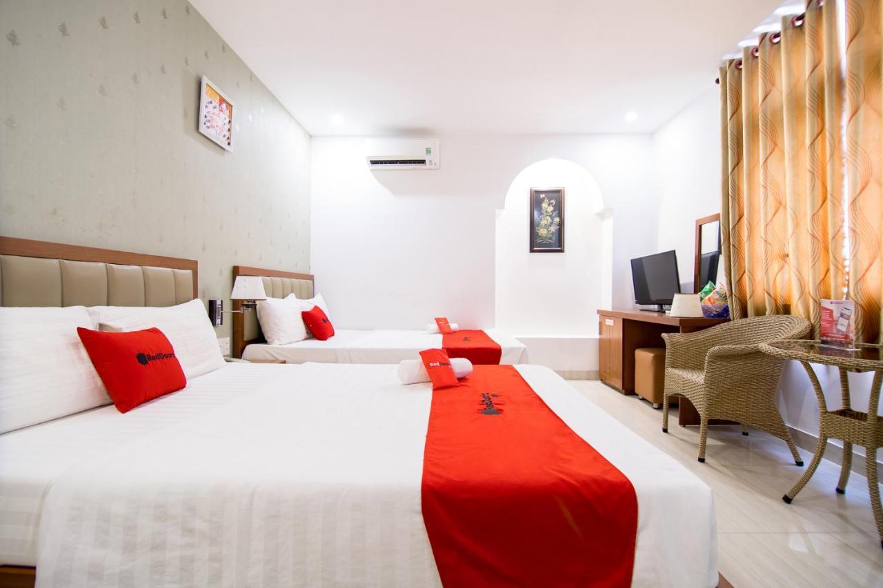 Reddoorz Plus @ Trung Son Residence Ho Chi Minh-staden Exteriör bild