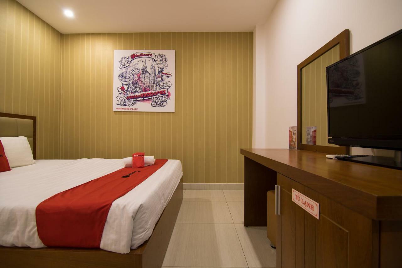 Reddoorz Plus @ Trung Son Residence Ho Chi Minh-staden Exteriör bild