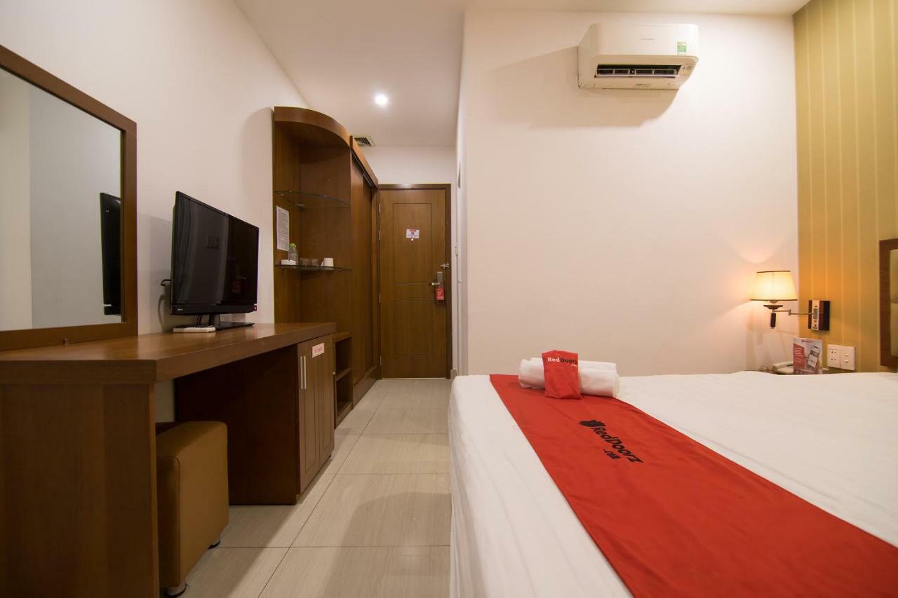 Reddoorz Plus @ Trung Son Residence Ho Chi Minh-staden Exteriör bild